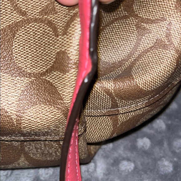 Coach Signature Shoulder Bag - Picture 10 of 10